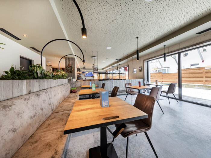 PEOPLE'S HOTEL Lounge