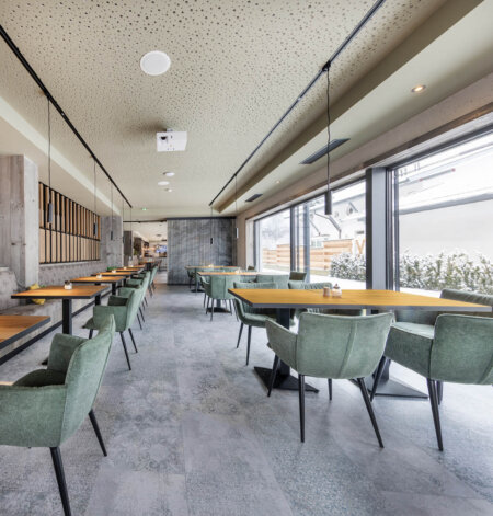 PEOPLE'S HOTEL Interior