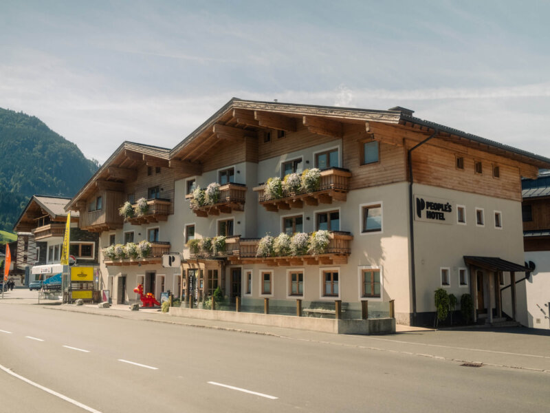 PEOPLE'S HOTEL Kaprun
